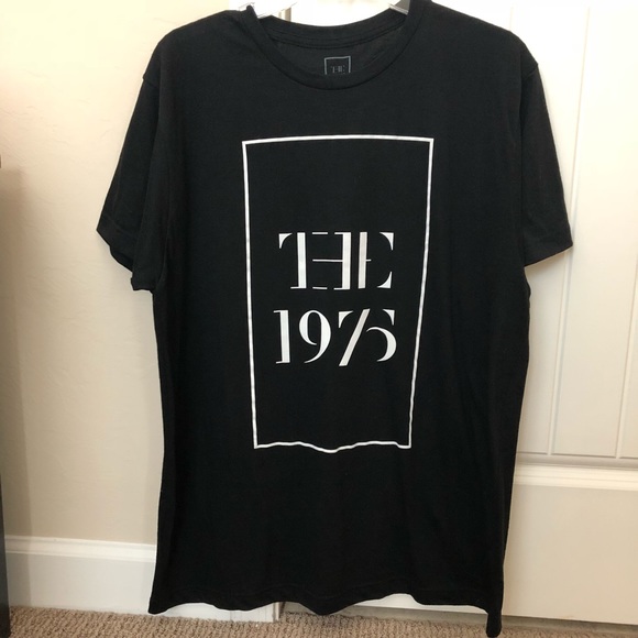 The 975 Black White Logo Tee Pins 